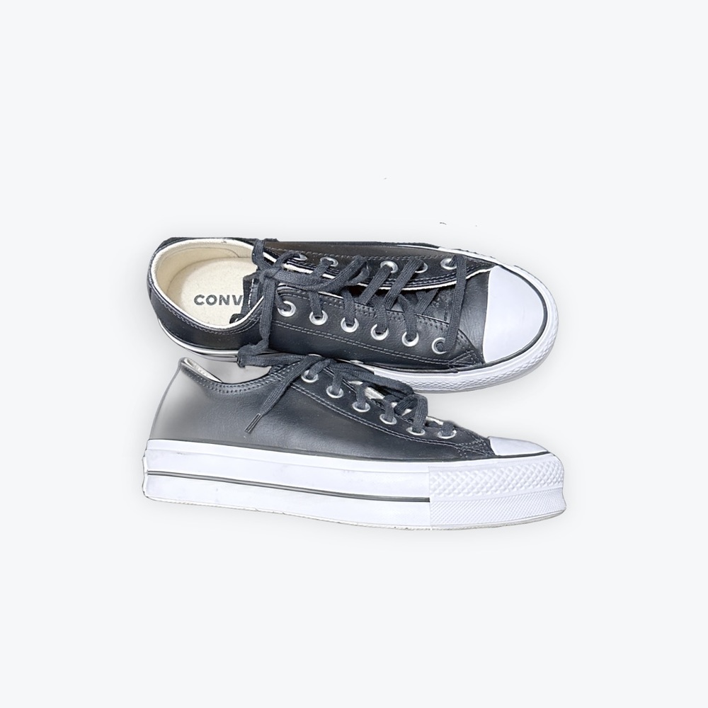 Converse Chuck Taylor All Star Lift Platform Leather low top.